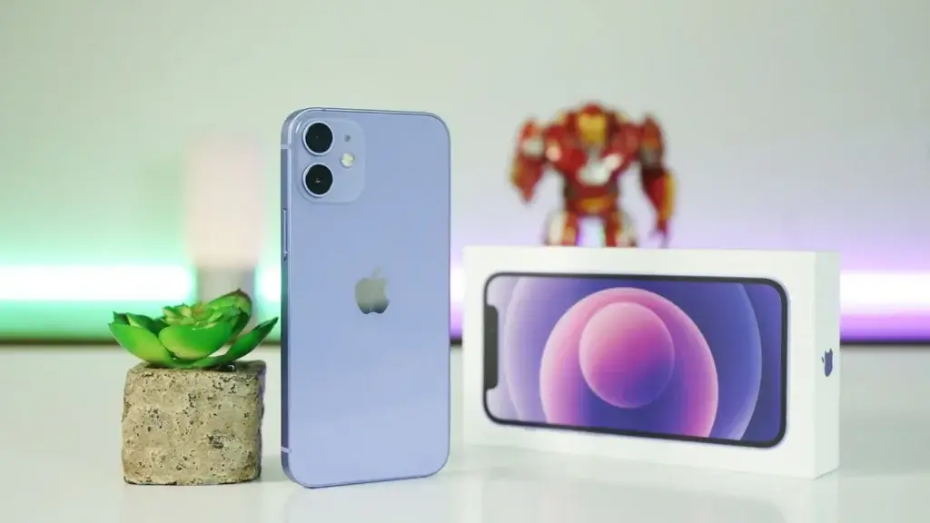 IPHONES